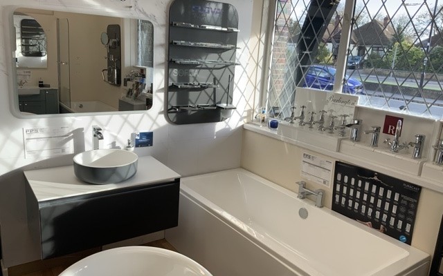 04 - Portsmouth Plumbing Supplies - Bathroom Showroom - Calypso LED Mirror & Flova Bathroom Shelving