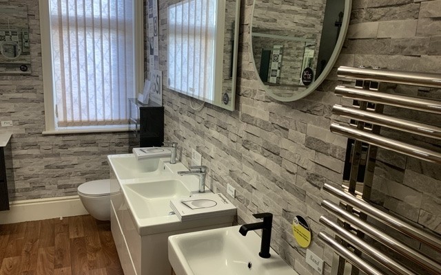 02 - Portsmouth Plumbing Supplies - Bathroom Showroom - Wall-Hung Vanity Basins, Towel Rail and LED Mirrors