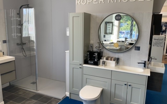 11 - Portsmouth Plumbing Supplies - Bathroom Showroom - Roper Rhodes Combination Unit & Large LED Mirror